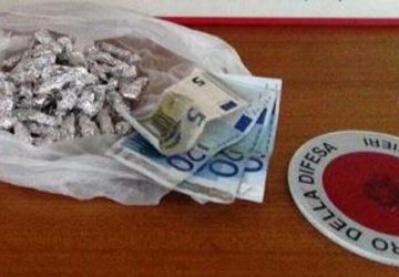 Acireale: sequestrata marijuana pronta per lo smercio. Arrestata una donna
