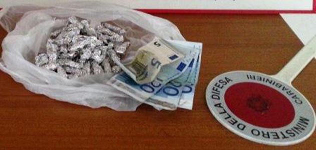 Acireale: sequestrata marijuana pronta per lo smercio. Arrestata una donna