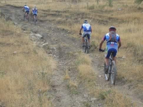 Disavventura a lieto fine per 5 ciclisti amatoriali del catanese