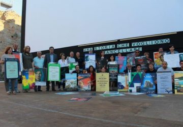 Taormina Arte: i lavoratori, esasperati, riprendono la protesta