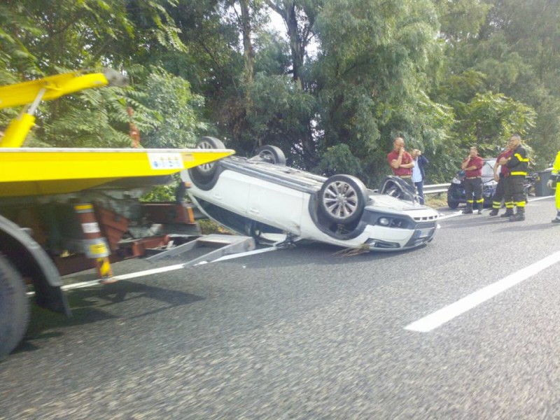 A18  grave incidente nei pressi di Giarre. Interviene elisoccorso