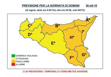 Meteo, per domani avviso di preallarme della Protezione civile. Scuole aperte