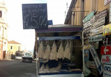 Giarre: sequestrato baccal&agrave; in cattivo stato di conservazione. Un denunciato