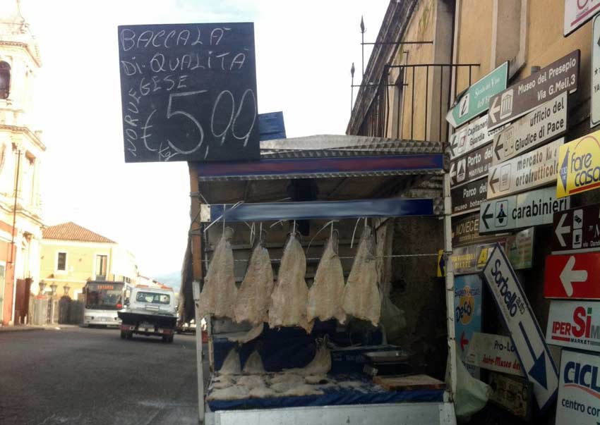 Giarre: sequestrato baccalà in cattivo stato di conservazione. Un denunciato