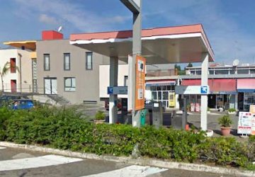 Santa Venerina, assalto notturno alla tabaccheria della Stazione Esso