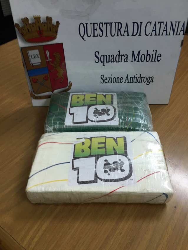 Catania, beccato al casello con oltre 2 Kg di cocaina