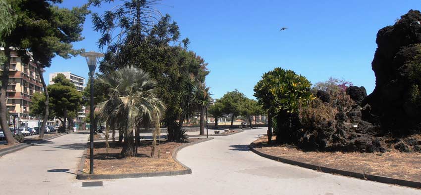 Catania: prioritario migliorare la sicurezza ed il decoro di piazza Europa