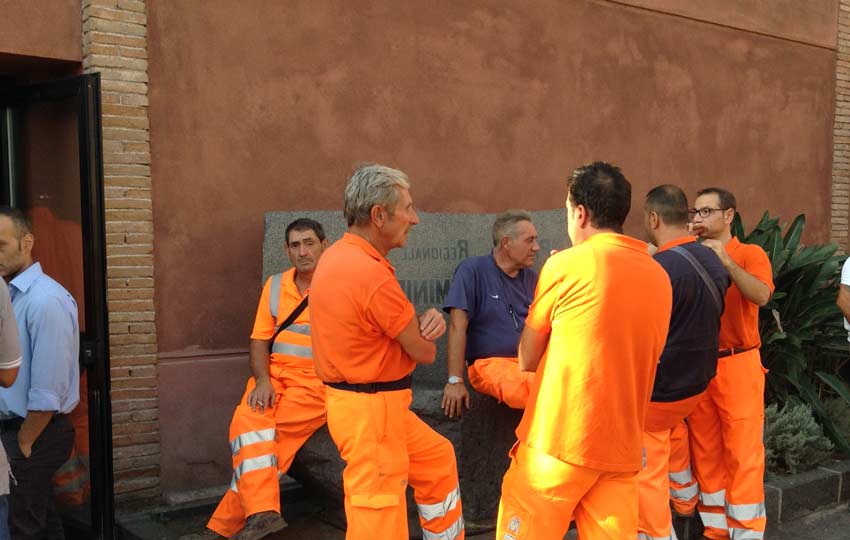 Catania: lavoratori della Pubbliservizi in stato di agitazione e sciopero. Motivo? La “leggera gestione aziendale”