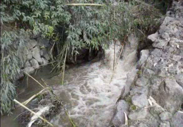 Aci Castello, grave situazione nel “Vallone Grande”: perché nessuno interviene?