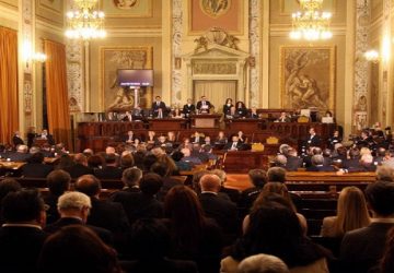 Regione Siciliana: gli assenti e le astensioni di due deputati del Megafono sgambettano Crocetta