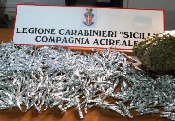 Acireale: &ldquo;beccati&rdquo; con 2 kg di marijuana. Arrestati madre e figlio