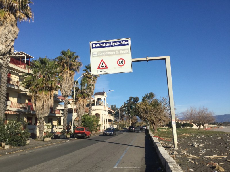 Fondachello, chiusura spiagge libere, il sindaco Messina: “Facciamo leva sul buon senso dei cittadini”