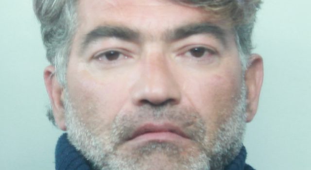 Assaltano bancomat con escavatore a S. Maria di Licodia: 4 arresti VIDEO