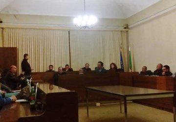 Mascali: dopo una seduta fiume il Consiglio comunale approva il Bilancio di previsione 2015