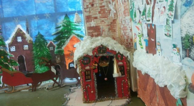 Giarre, scuola dell’infanzia organizza cartellone natalizio “fai da te” per S. Maria La Strada