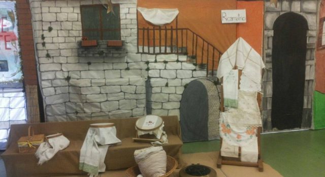 Giarre, scuola dell’infanzia organizza cartellone natalizio “fai da te” per S. Maria La Strada