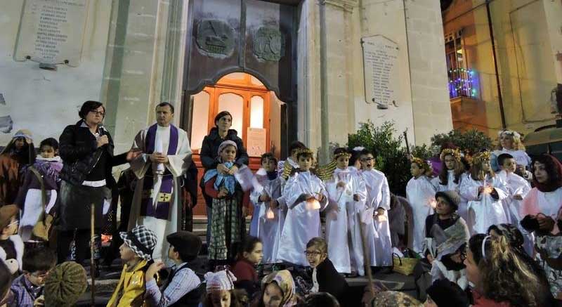 Aci Trezza, presepe vivente degli alunni della “R. Rimini”