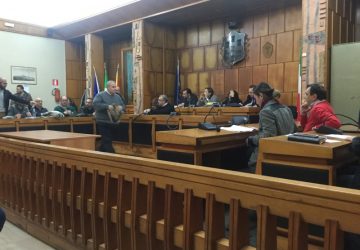 Giarre, Raffaele Musumeci, paga tutto. E non decade VD