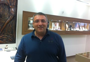 Giarre, ecco il candidato sindaco Pentastellato: il presidente della Confcommercio Francesco Candido