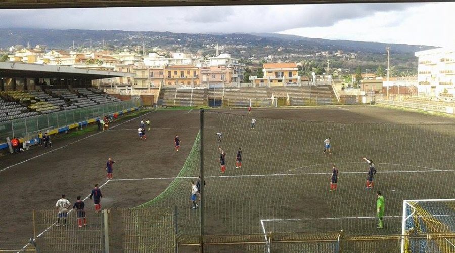 Il Giarre impatta 1 a 1 col Modica. Pessima la terna arbitrale. Di Martino si dimette