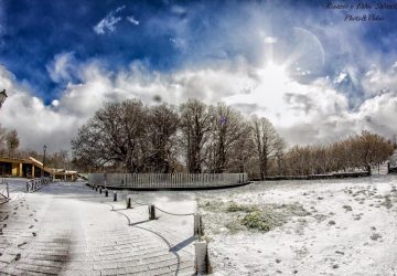 Giarre nella morsa del freddo. Ecco la neve VD