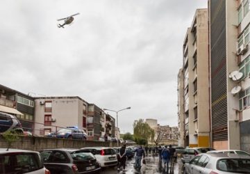 Litiga col vicino e lascia la bombola del gas aperto per creare una esplosione: tragedia sfiorata a Catania