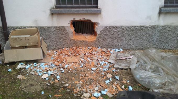 Banda del buco in azione a Santa Venerina