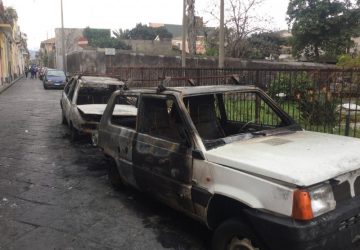Riposto, si allunga la sequela di incendi auto