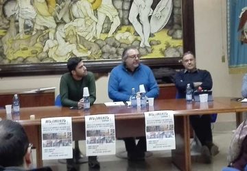 Adrano, incontro del M5S &ldquo;Sicurezza spaccata?&rdquo;. Il senatore Giarrusso: &ldquo;Tagli alla sicurezza? Finch&eacute; ci sar&agrave; questa gente al governo nulla cambier&agrave;&rdquo;