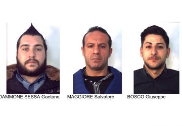 Catania, beccati con mezzo chilo di hashish. Quattro arresti
