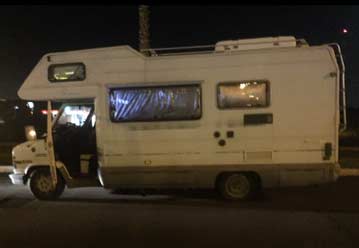 Catania, faceva prostituire la moglie: arrestato