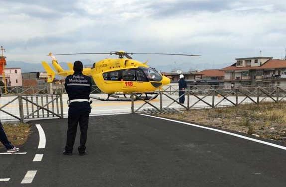 Giarre, uomo accusa un malore. Interviene elisoccorso