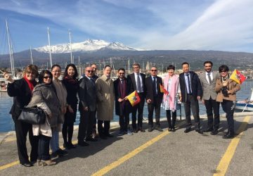 Riposto, delegazione cinese visita la citt&agrave; e accoglie proposta di scambi commerciali