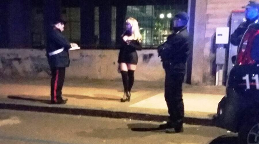 “Movida catanese” a luci rosse: controlli dei carabinieri