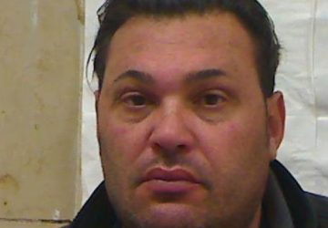 Acireale: ubriaco devasta un ristorante. Arrestato