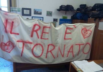 Catania, dal carcere ai domiciliari: accolto come un Re