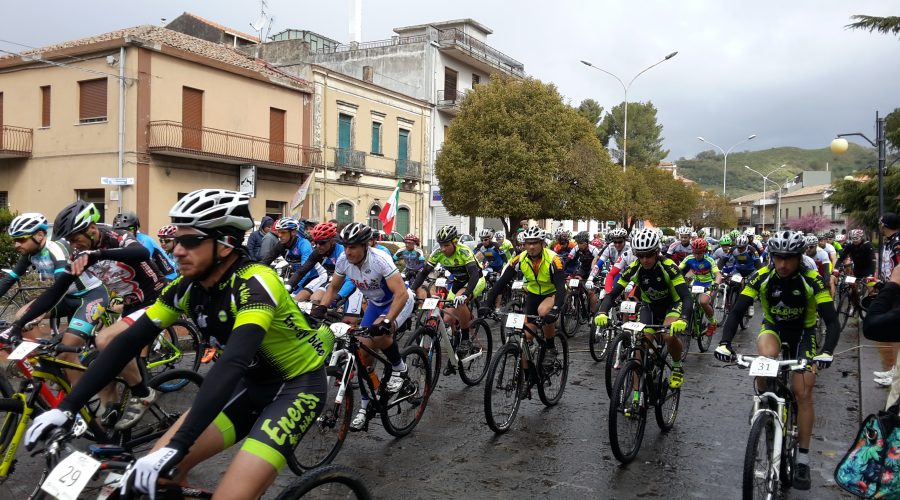 Mountain bike, a Linguaglossa è stato Alberto Giacoppo a vincere il 4° Memorial Davide Di Mauro