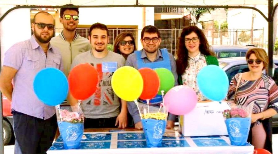 Giardini Naxos si tinge d’azzurro