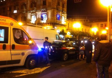 Giarre, massacrato di botte in pieno centro VIDEO