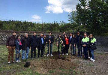 S. Alfio, &ldquo;adotta un&rsquo;aiuola&rdquo;: partecipano anche i marines di Sigonella e il Rotaract di Catania