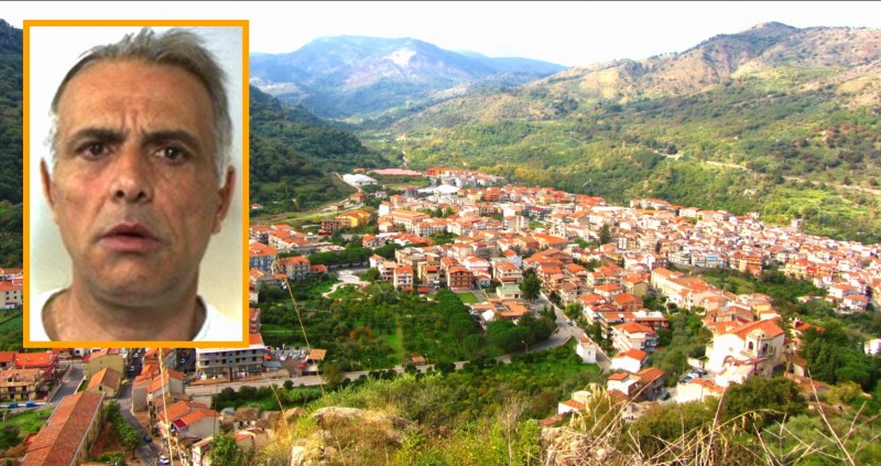 Francavilla, ruba un portafogli e lo “spedisce”