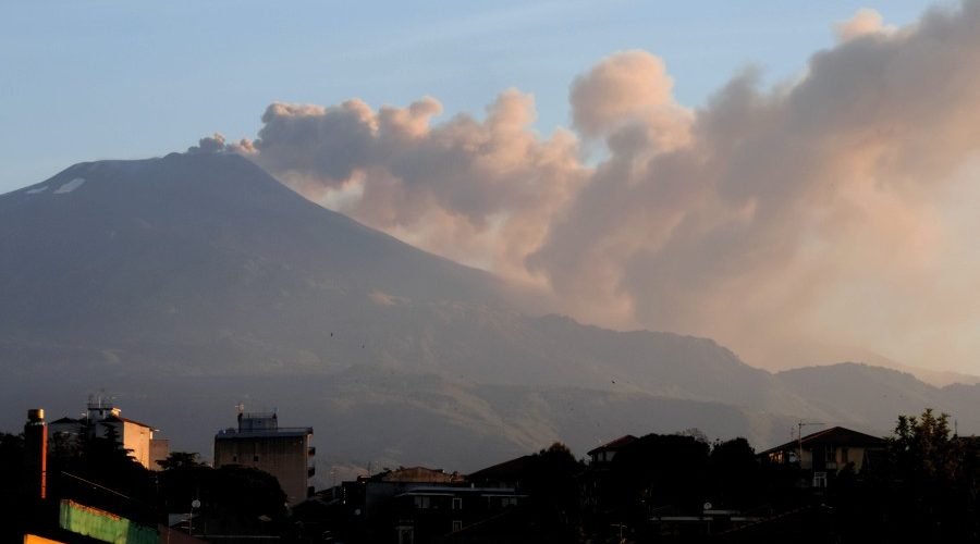 Etna, nuova fase eruttiva