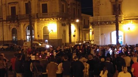 Giarre: meno di 300 anime per dire no alla malasanità