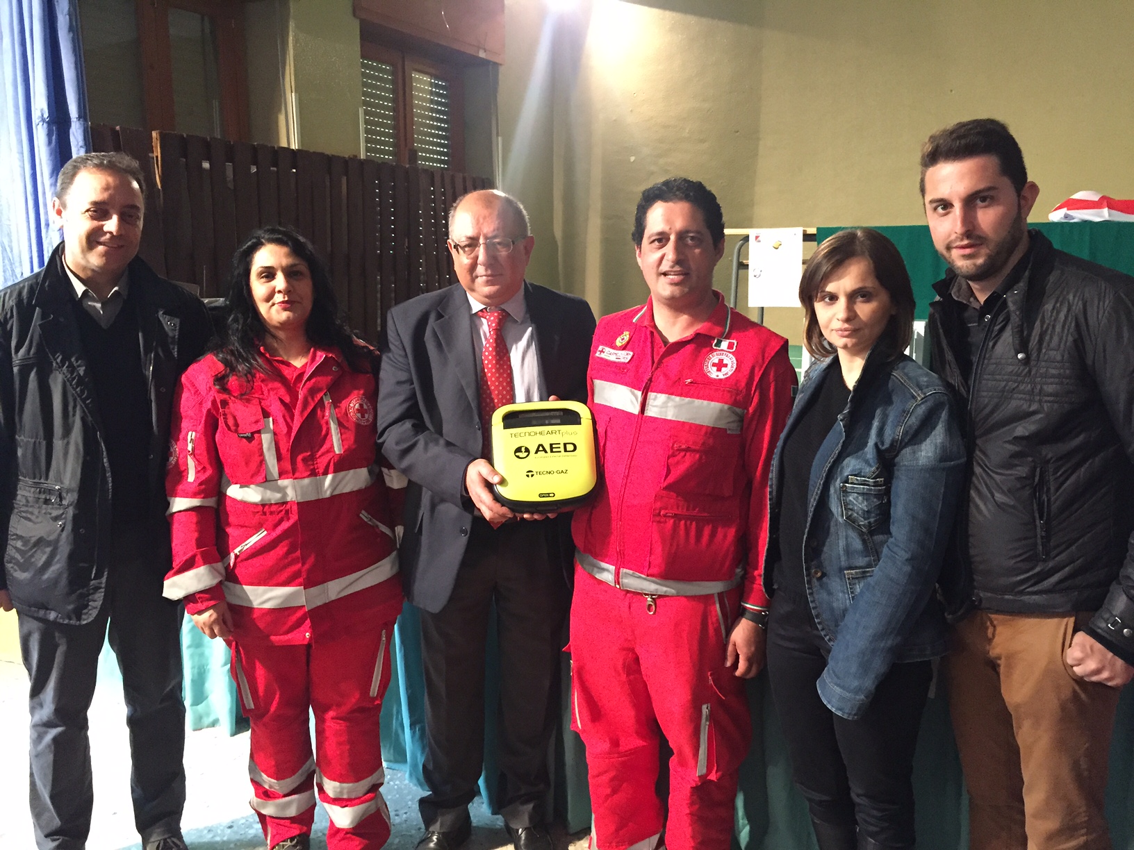 S.Alfio, donato dalla Croce Rossa un defibrillatore