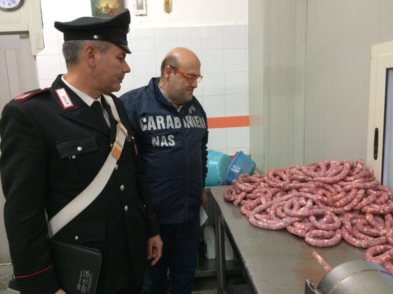 Catania, controlli dei Nas in macellerie di piazza Carlo Alberto