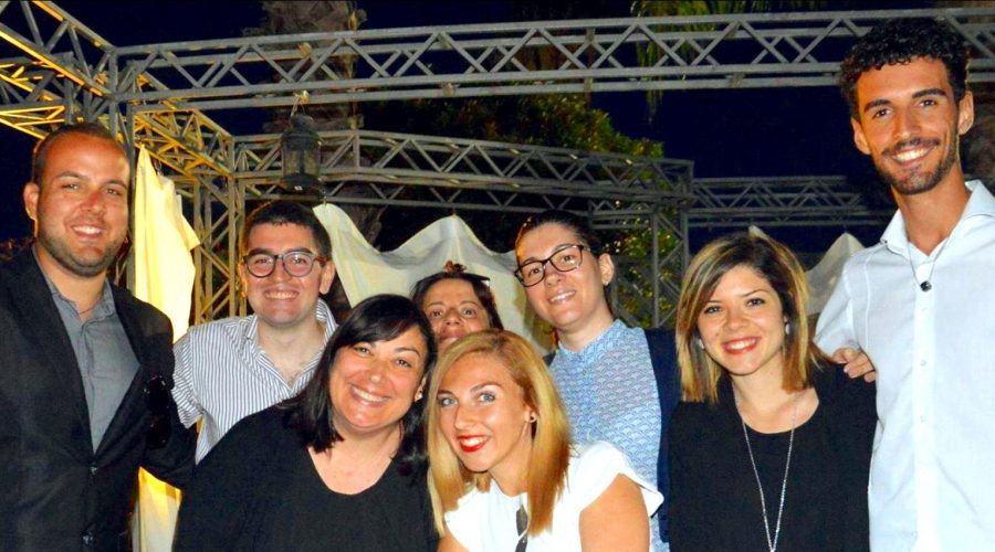 Giardini Naxos, una sera tra pensieri e parole