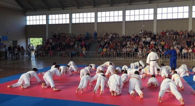 Giarre, Judo: passaggio cinture alla Meetings Sport, con padrini d’eccezione i campioni di lotta Olimpica