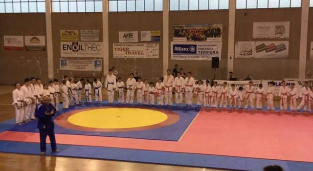 Giarre, Judo: passaggio cinture alla Meetings Sport, con padrini d’eccezione i campioni di lotta Olimpica