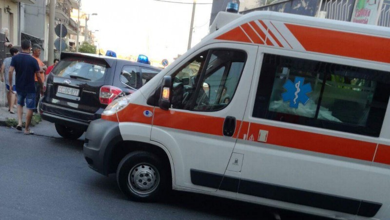 Fiumefreddo, grave incidente in via Diana