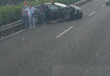 A18 incidente autonomo vicino al casello di Giarre